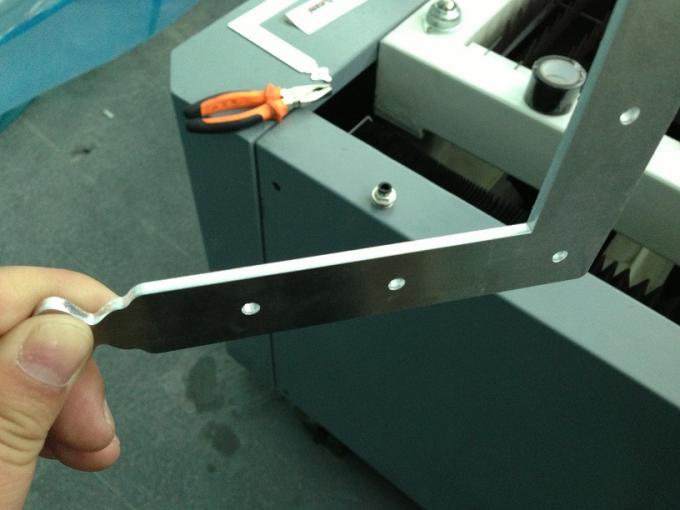 Cortador automático del laser del metal del CNC de YAG para el proceso para corte de metales de la hoja, 380V/50HZ