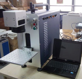 China Máquina tamaño pequeño de la marca del laser del portable, marca de escritorio y máquina de grabado para el metal proveedor