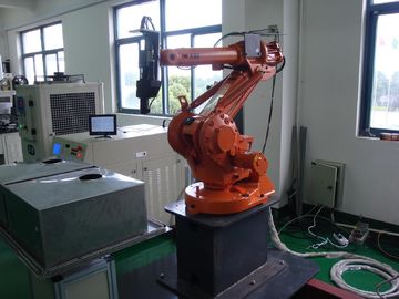 China Soldador del laser de la joyería del robot del CE y del ISO 9001 con el brazo del robot de Abb para la soldadura automática proveedor